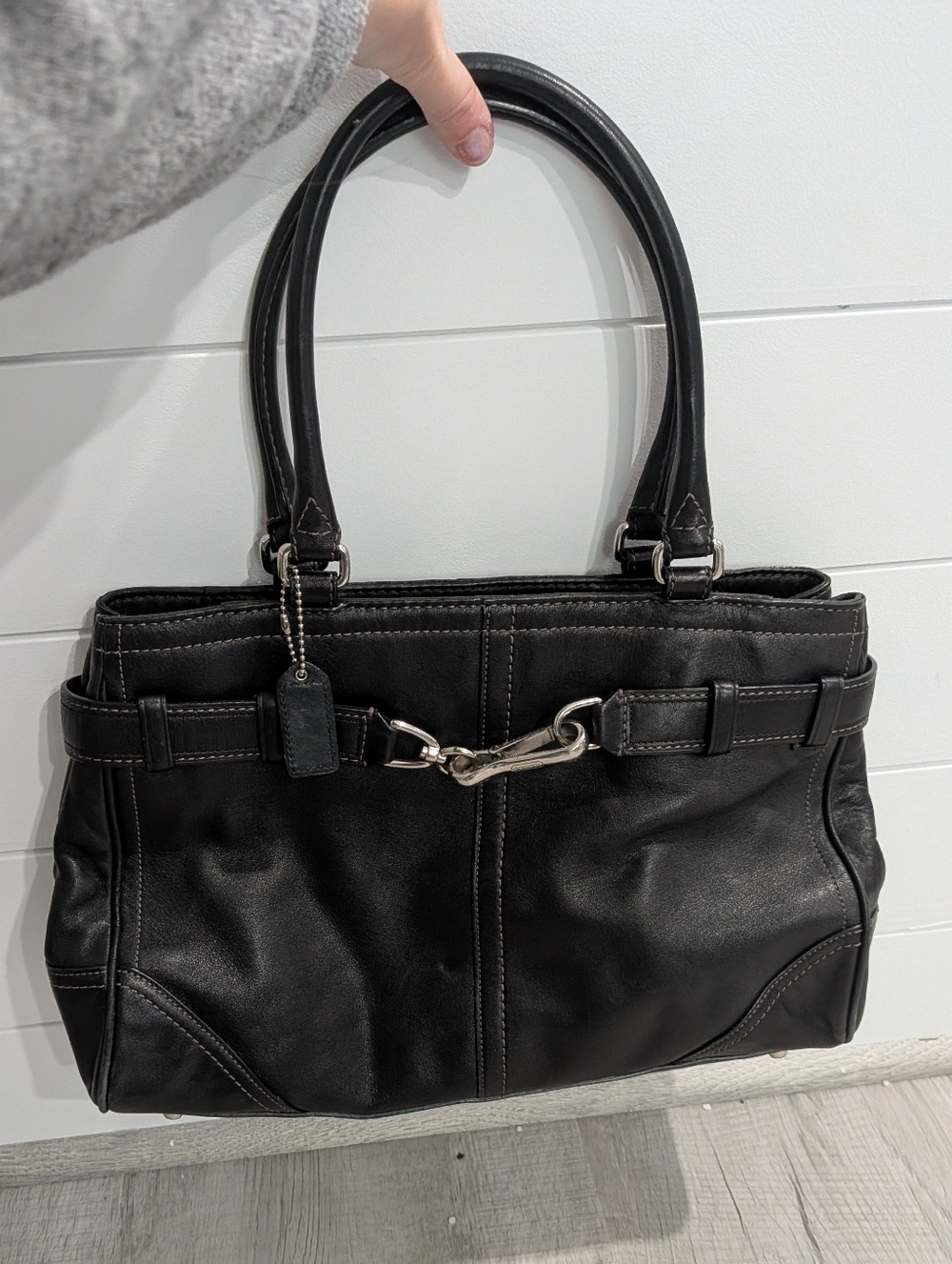 Coach Hamptons Collection Classic Black Leather Tote Handbag 2000's